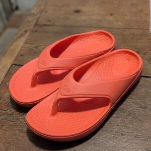 Spenco Orthopedic Salmon-colored Ladies Sandals Flip Flops